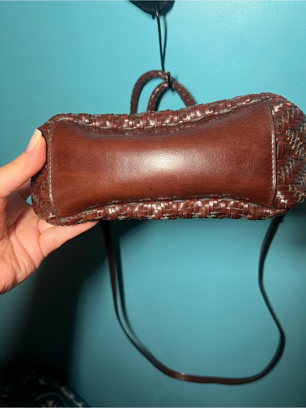 Liz Claiborne Braided hand bag/ crossbody in Dark Brown - Picture 5 of 5